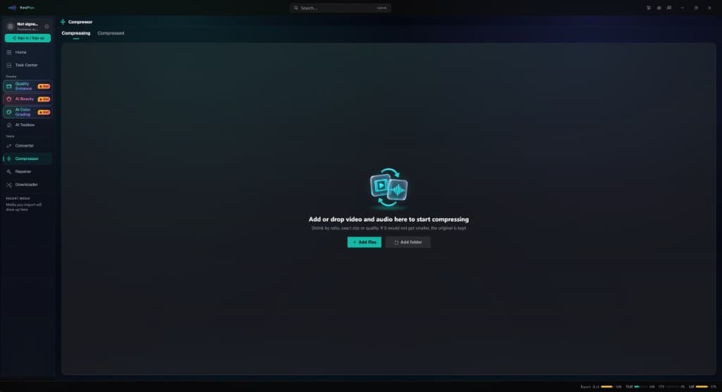 ファイル追加前の KwaFlux 圧縮ツール。動画と音声をドロップして圧縮を始め、ファイル追加とフォルダー追加がある